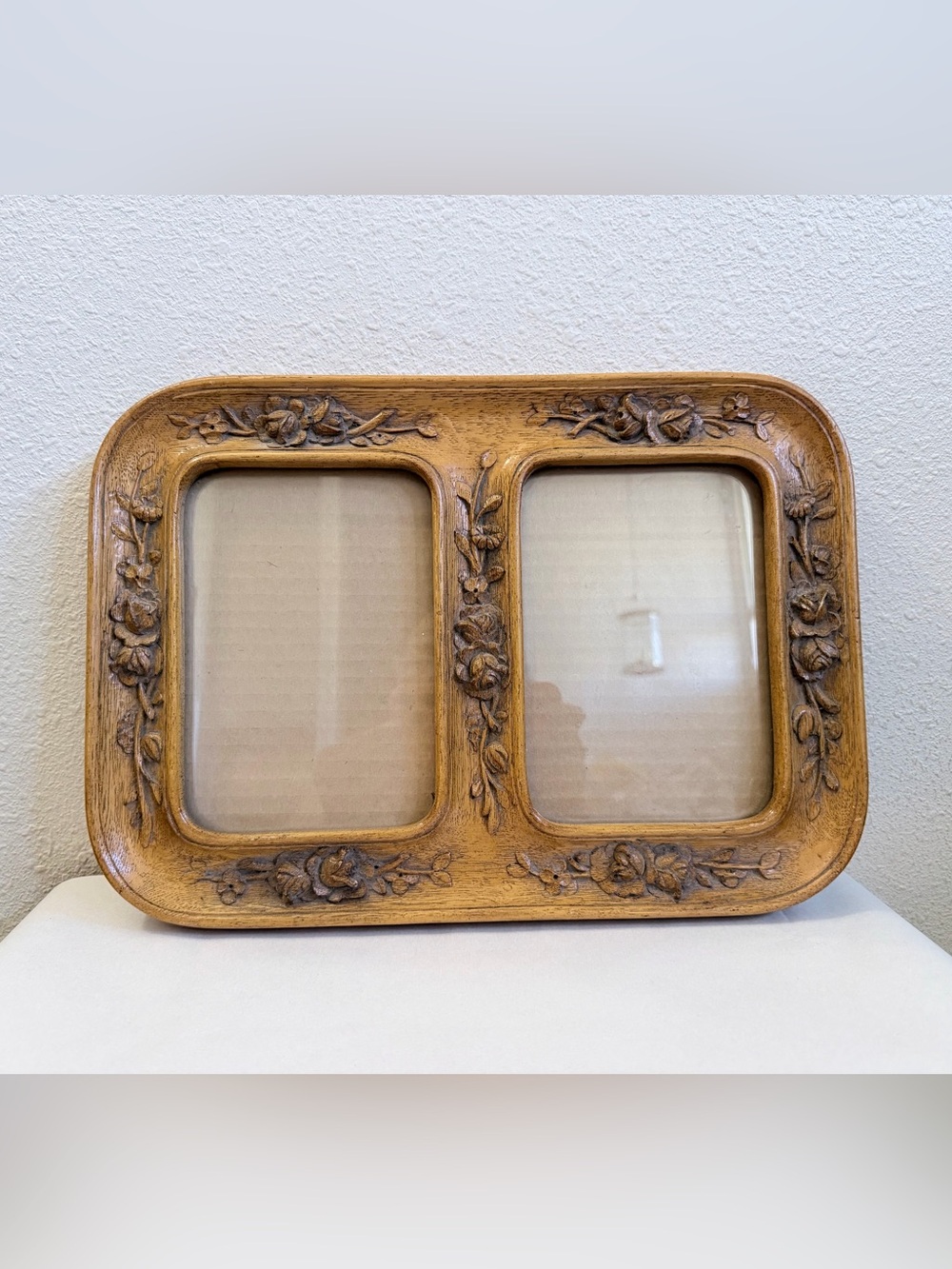 Vintage Solid Wood Carved Floral Double Picture Frame 2x 5x7 Photos 13x10"